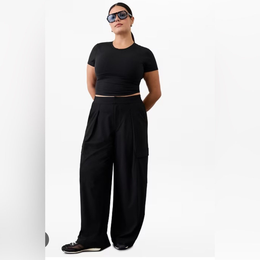 NWT Athleta 16 Pinnacle Cargo Trouser